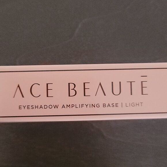 NEW! Ace Beaute Eyeshadow Amplifying Base - Picture 2 of 4